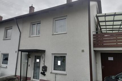 Einfamilienhaus in Balingen - 300.000,00&nbsp;EUR Kaufpreis, ca.&nbsp; 99,00&nbsp;m&sup2; in Balingen (PLZ: 72336)