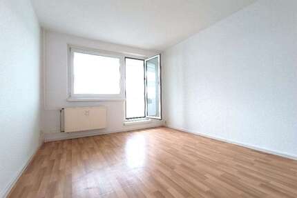 Wohnung zum Mieten in Bernburg 378,20 € 61 m²