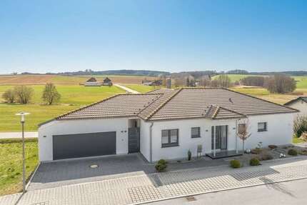 Haus zum Kaufen in Haarbach 698.000,00 € 150.32 m²