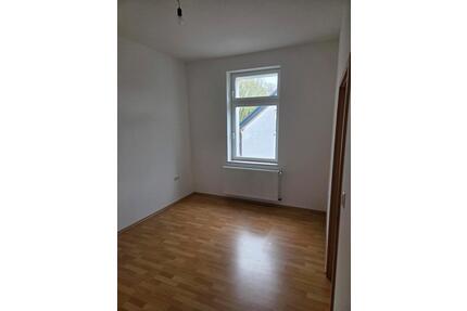 Helle 2 Zimmer-Wohnung für eine Festangestellte Arbeitende Person - Dortmund Huckarde