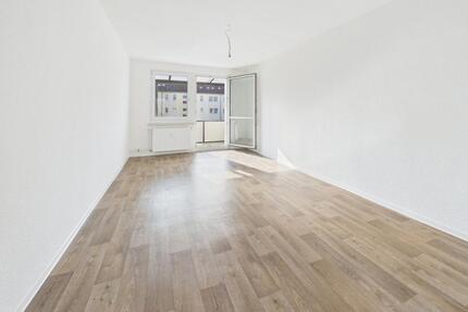 3-Raum-Wohnung mit Balkon auf dem Kapellenberg - Chemnitz