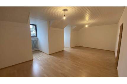 Schöne zentrale 2-Zimmer-Stadtwohnung im DG in Weilheim - Weilheim in Oberbayern