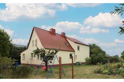 Haus zum Kaufen in Delitzsch 249.000,00 € 168 m²