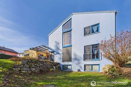 Haus zum Kaufen in Lappersdorf 899.000,00 € 224 m²