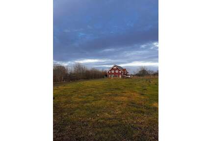 Schwedenhaus auf dem Land mit Scheune, Koppel, Ruhe und Potential - Westensee Brux