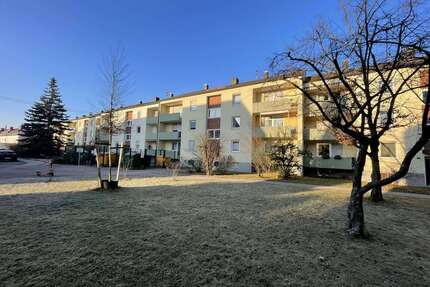 Wohnung zum Kaufen in Augsburg 330.000,00 € 92.05 m²