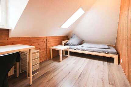 WG-Zimmer in Stuttgart 475,00 € 11 m²