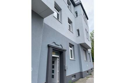 4- Zimmer-Wohnung - saniert mit Balkon, Fußbodenheizung und Gästebad - Magdeburg Leipziger Str.