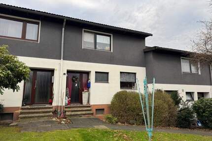 *Gemütliches Reihenhaus mit Garage u. 2 Balkonen in gefragter Wohngegend* - Osterode am Harz Lasfelde