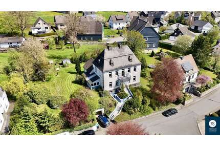 Haus zum Kaufen in Meschede 398.000,00 € 226 m²