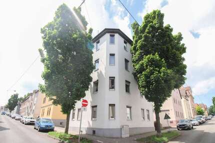 Haus zum Kaufen in Stuttgart 980.000,00 € 330 m²
