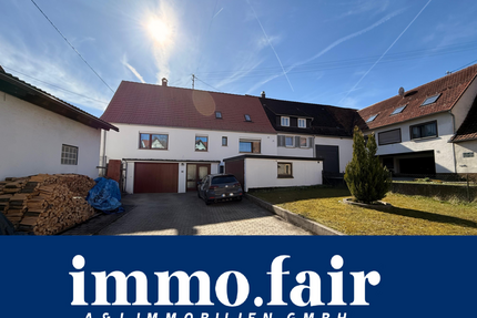 Haus zum Kaufen in Grabenstetten 499.000,00 € 212 m²