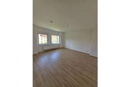 Wohnung zum Mieten in Bitterfeld 293,75 € 40.24 m²
