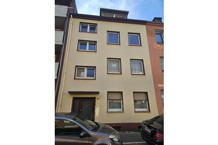 VON PRIVAT-Mehrfamielienhaus mit 4-Parteien in Krefeld