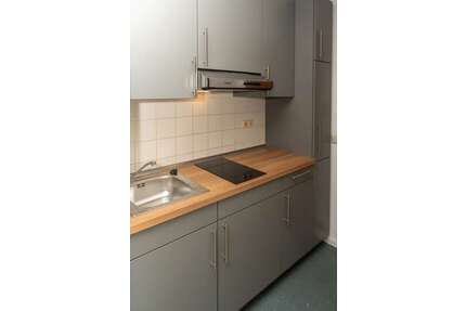 Wohnung zum Mieten in Göttingen 350,00 € 22.08 m²