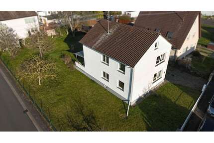 Haus zum Kaufen in Karlstein 479.000,00 € 139 m²