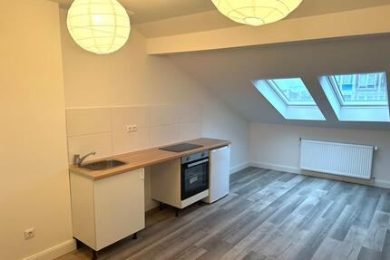 1-Zimmer Dachgeschoss ,kein Aufzug - 1 Jahr Untervermietung - Berlin Mitte