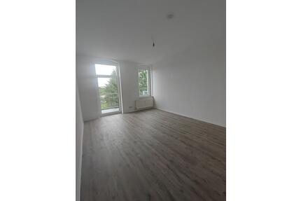 2-Zimmer-Wohnung mit EBK (vom Vormieter)! - Magdeburg Leipziger Straße