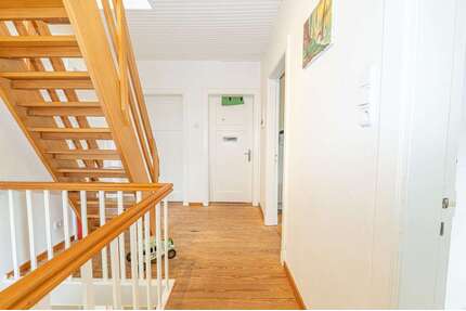 Haus zum Kaufen in Stade 598.000,00 € 233 m²
