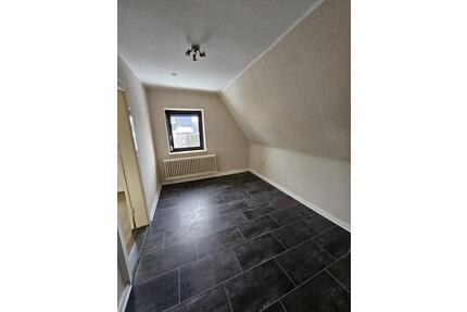 Doppelhaus mieten - 700,00&nbsp;EUR Kaltmiete, ca.&nbsp; 75,00&nbsp;m&sup2; in Bremen (PLZ: 28717) Burglesum