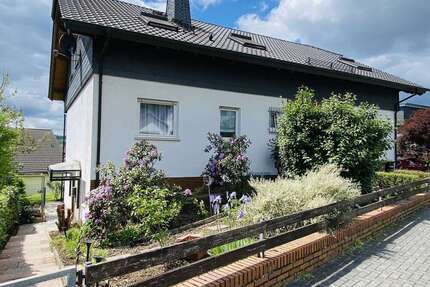 Haus zum Kaufen in Aßlar 495.000,00 € 240 m²