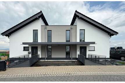 Haus zum Kaufen in Ochtendung 570.000,00 € 330 m²