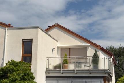 Traumwohnung am Feldrand: 118 m² mit Burgblick & Extra-Souterrain - Ladenburg