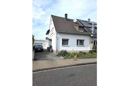 Charaktervolles Mehrfamilienhaus mit erweiterbarem Nutzungspotenzial in Bergheim