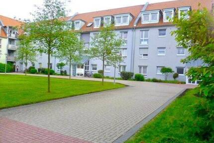 Schöne 3-Zi.-DG-Whg. in zentraler, ruh. Lage von Roth H3353