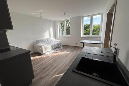 Neu sanierte und möblierte Studiowohnung in zentraler Lage - Bremen