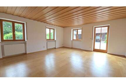 Wohnung zum Mieten in Traunreut 1.250,00 € 150 m²