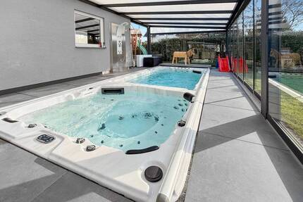 Leben mit Spa-Feeling - Wohnen mit Pool, Wintergarten und Premium-Ausstattung - Mechernich Lessenich