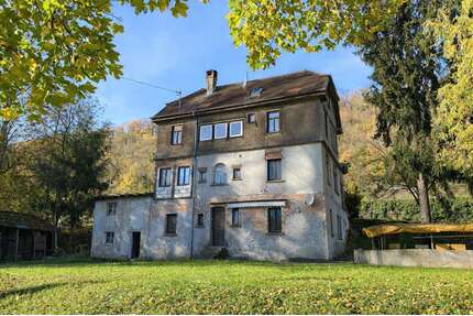 Haus zum Kaufen in Mühlacker Enzberg 297.000,00 € 228 m² - Mühlacker / Enzberg