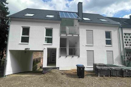Terrassenwohnung mit EInbauküche und Stellplatz in KfW-55-Haus - Trier Feyen-Weismark