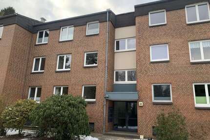 Wohnung zum Mieten in Ahrensburg 940,00 € 77 m²