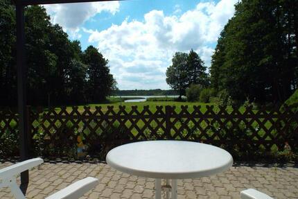 Kleine Ferien-Bungalows direkt am Klein-Pritzer See (1-8 Pers.) - Sternberg