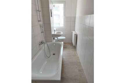 Wohnung zum Mieten in Bitterfeld-Wolfen OT Bitterfeld 487,90 € 69.7 m²