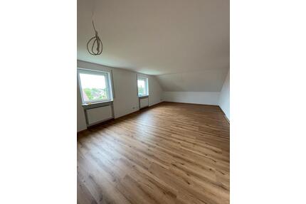 4 12 Zimmer- Wohnung in Wemding