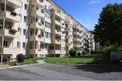 Direkt im Herzen der Stadt gelegene 2-Raum-Whg. mit Balkon - Chemnitz