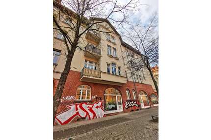 Wohnung zum Kaufen in Halle 185.000,00 € 107.51 m²