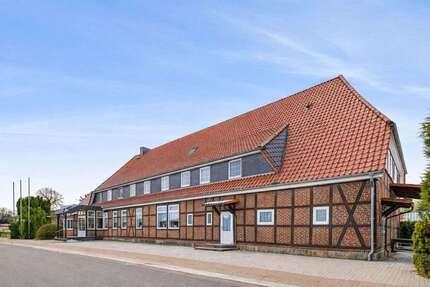 Haus zum Kaufen in Bleckede 399.999,00 € 440 m²