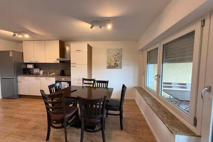 Ferienwohnung Monteurwohnung ab 3 - 250 Personen - Siegburg