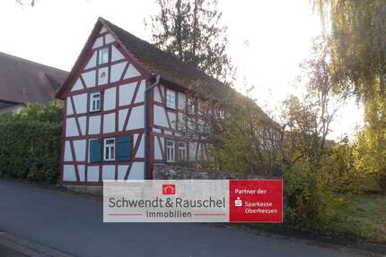 Haus zum Kaufen in Büdingen 170.000,00 € 141 m²