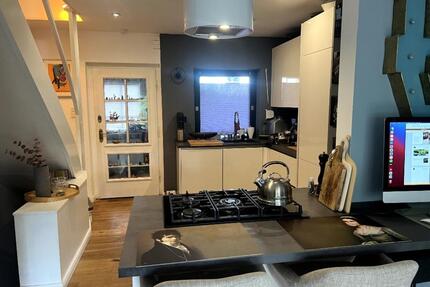 Charmantes Endreihenhaus mit Wintergarten, PV-Anlage und direktem - Hamburg Langenhorn