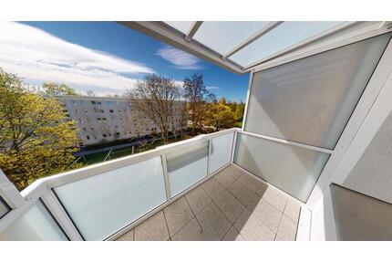Wunderschöne Balkonwohnung mit Blick ins Grüne - Chemnitz Adelsberg