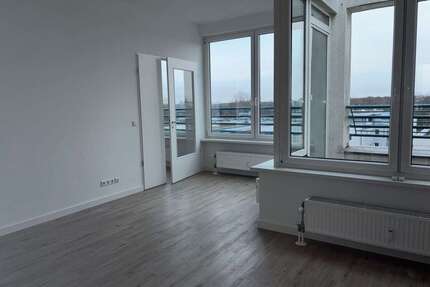Wohnung zum Mieten in Berlin 929,00 € 57.7 m²