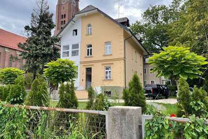 Haus zum Kaufen in Augsburg 978.000,00 € 224 m²