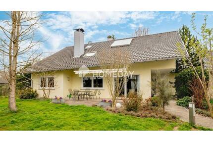 Großzügiges Einfamilienhaus mit Einliegerwohnung auf traumhaftem Grundstück - Hohenfels Kalkofen
