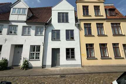 Haus zum Kaufen in Lübeck 520.000,00 € 95 m²