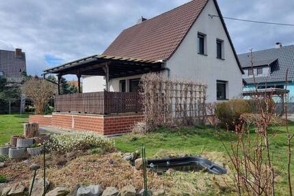 Sofort einziehen! Gemütliches Wohnhaus in Bischofswerda-Süd